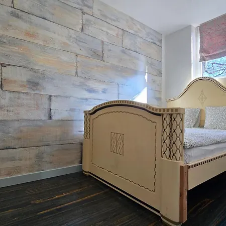 Park Gallery * 布达佩斯