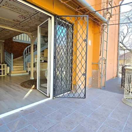 Apartment Park Gallery